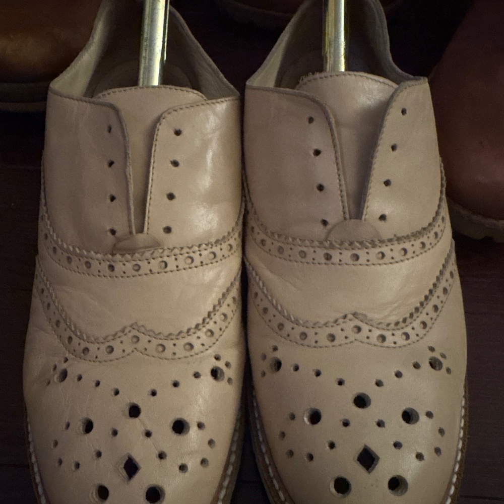 Italian leather slip on ladies shoes size 39 comfortable & soft